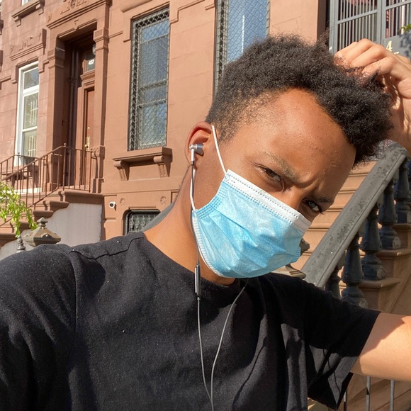 Meet your Posher, Wesley - Picture 1 of 1